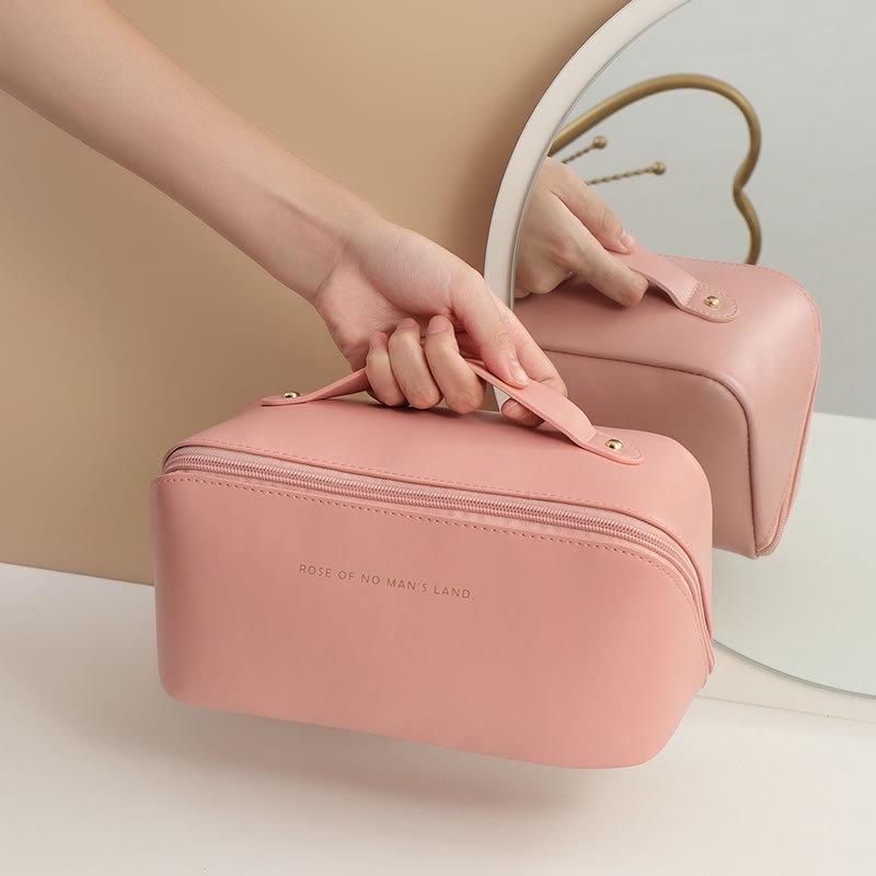 Kit com 2 Necessaires Organizadoras para Viagem - Cosméticos e Higiene Pessoal - AvexaKit com 2 Necessaires Organizadoras para Viagem - Cosméticos e Higiene PessoalAvexa