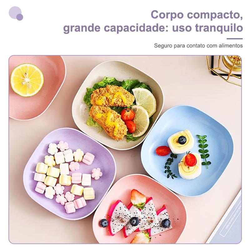 Kit com 30 Pratos Com Base Plásticos Duros Reutilizáveis - AvexaKit com 30 Pratos Com Base Plásticos Duros ReutilizáveisAvexa